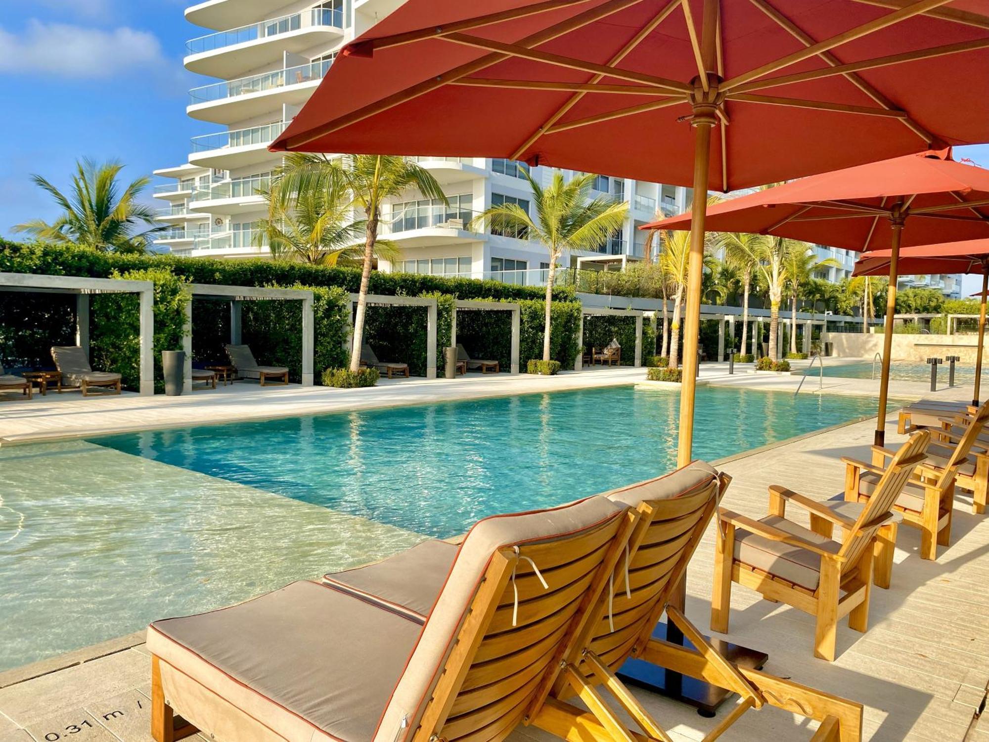 De Lujo Morros Zóe - Manzanillo -